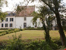 Photo of Charming Apartment near Chenaud