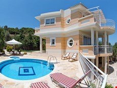 Photo of Large Family Friendly Villa Rental on Crete with Pool