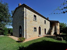 Photo 1 of Tuscany Accommodation
