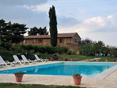 Photo of Romantic Hilltop Villa Overlooking the Tuscan Countryside