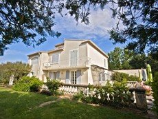 Photo of Villa Rental in Provence, Cheval-Blanc