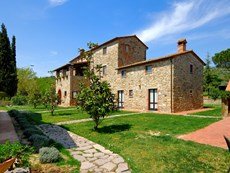 Photo of Apartment in Umbria on Large Estate with Two Pools