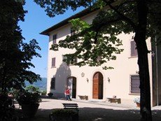 Photo of Large Villa Rental in Tuscany Near Florence with Pool