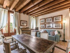 Photo 2 of Reviews of Comfortable Apartment in Venice with Private Garden