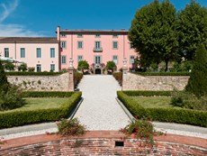 Photo of Large Historic Luxury Villa Near Lucca