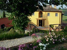 Photo of Pleasant Tuscan Apartment on Large Hillside Estate