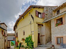 Photo of Umbria Accommodation for a Family Near Spoleto