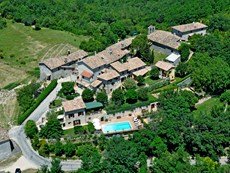 Photo of Umbria Accommodation for Large Group Near Spoleto