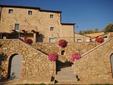 Photo of Villa Near Cortona with a Private Pool