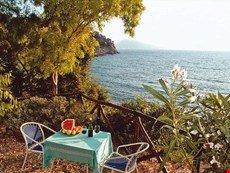 Photo 2 of Reviews of Seaside Villa Near Sorrento with Private Pool and Access to Sea