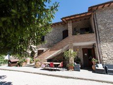 Photo of Villa Rental in Umbria, Ramazzano