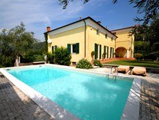 Photo of Italian Riviera House with Pool 
