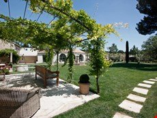 Photo 2 of Beautiful Large Villa on Estate with Pool Near St Remy