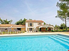 Photo of Family-Friendly Villa with Pool and Walking Distance to Village