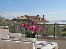 Photo of Beautiful Villa with Shared Pool Near Lake Garda and a Charming Town 