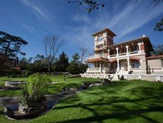 Photo of Luxury Villa on the Beach Near Bordeaux