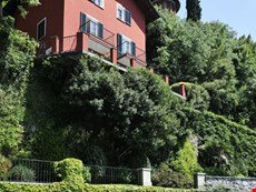 Photo of Lake Como Lakeshore Villa Close to a Village 