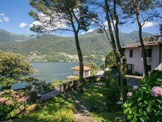 Photo of Lake Como Villa for a Group