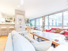 Photo of Bright Paris Apartment Near Parc Monceau in the 8th Arrondissement