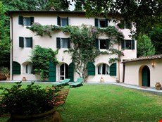 Photo of Villa with Pool Near the Tuscan Coast 