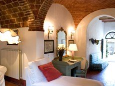 Photo of Hilltop House in Tuscany