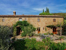 Photo of Large Stone Farmhouse in the Hills Near Cortona
